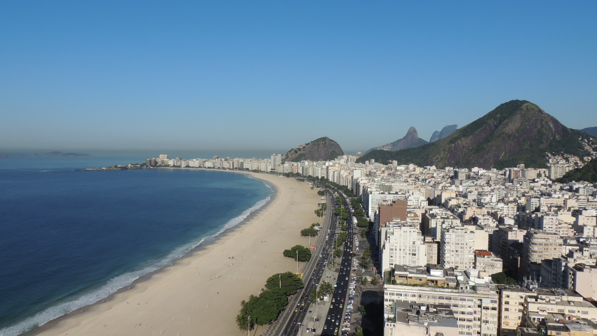 Dicas essenciais para aproveitar o melhor da Praia de Copacabana
